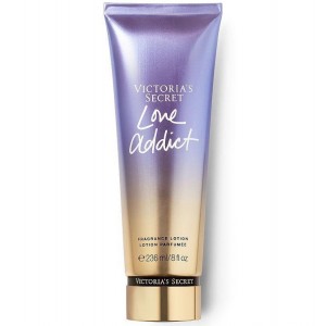 Victoria`s Secret Love Addict - Loțiune de corp 236 ml Victoria`s Secret Love Addict - Loțiune de corp 236 ml