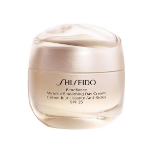 Shiseido Benefiance Wrinkle Smoothing Day Cream - Cremă de zi 50 ml (SPF25) Shiseido Benefiance Wrinkle Smoothing Day Cream - Cremă de zi 50 ml (SPF25)