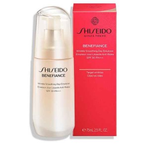 Shiseido Benefiance Wrinkle Smoothing Day - Cremă de zi 75 ml (SPF30) Shiseido Benefiance Wrinkle Smoothing Day - Cremă de zi 75 ml (SPF30)
