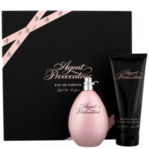 Set pentru femei Agent Provocateur Woman - Eau de Parfum 100 ml + Cremă de corp 100 ml Set pentru femei Agent Provocateur Woman - Eau de Parfum 100 ml + Cremă de corp 100 ml