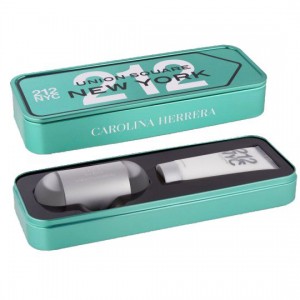 Set pentru femei Carolina Herrera 212 FOR WOMEN - Apă de toaletă 100 ml + Loțiune de corp BL 100 ml Set pentru femei Carolina Herrera 212 FOR WOMEN - Apă de toaletă 100 ml + Loțiune de corp BL 100 ml