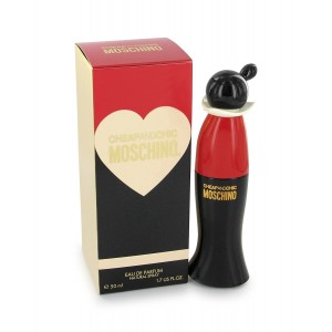 Moschino Cheap And Chic - Eau de Toilette pentru femei 30 ml. Moschino Cheap And Chic - Eau de Toilette pentru femei 30 ml.